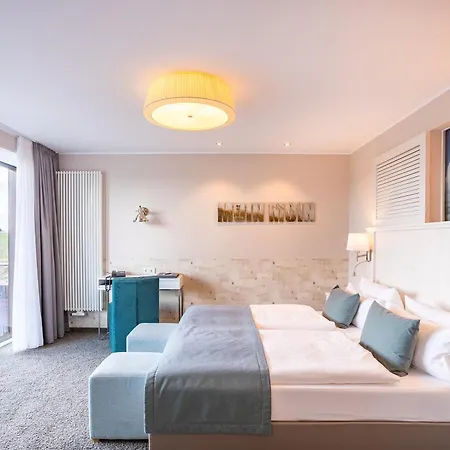 Hotel Regina Maris 4*